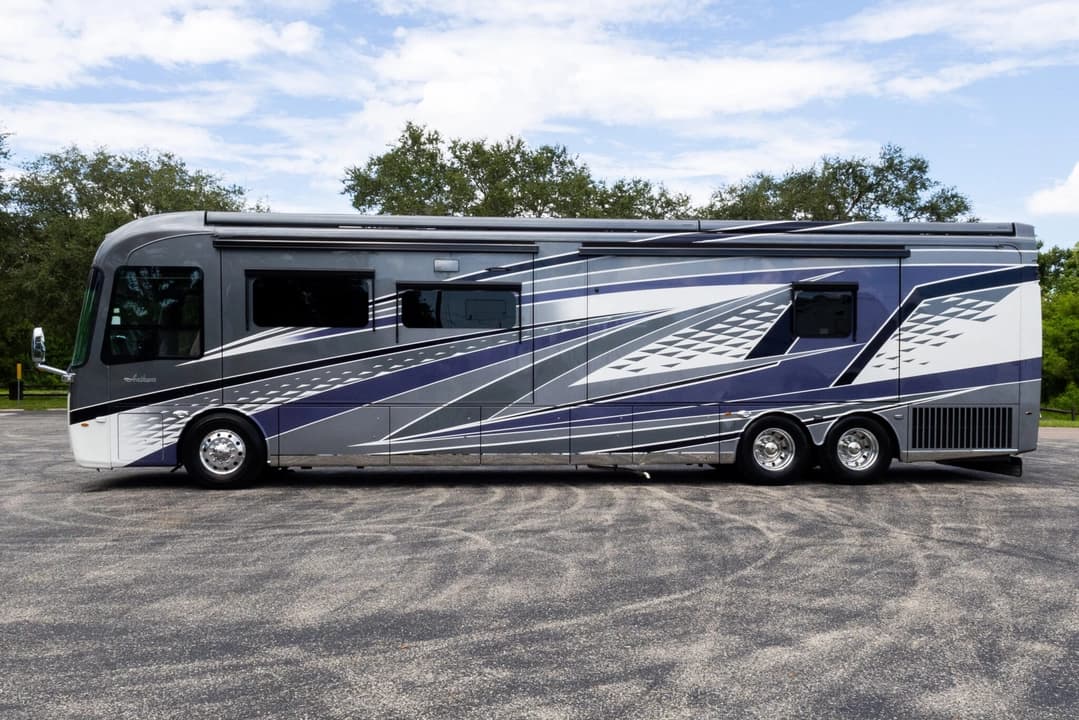 2022 Entegra Anthem 44R Motorhome - Image 9