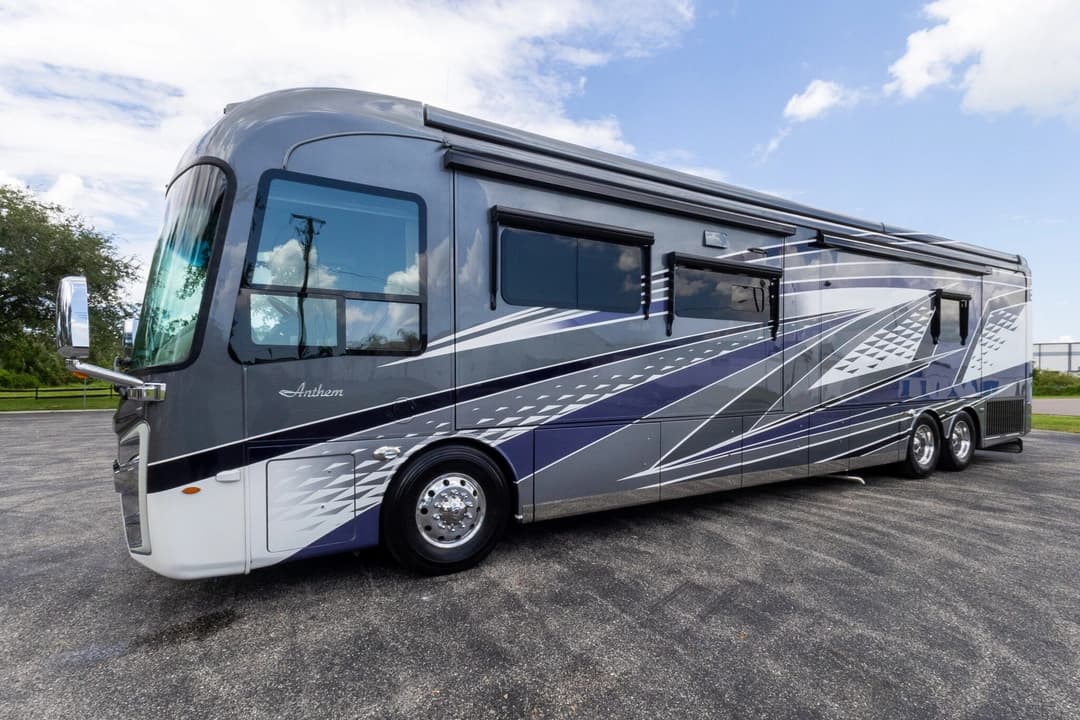 2022 Entegra Anthem 44R Motorhome - Image 10
