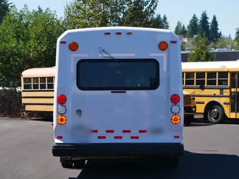 2014 ElDorado Aerotech ADA Shuttle Bus - Image 11