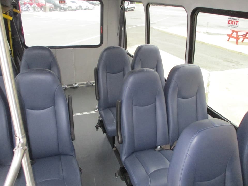 2017 Ford E350 Starcraft Shuttle Bus - Image 20