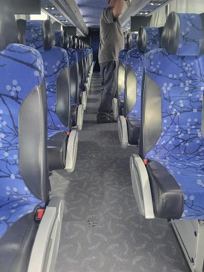 2019 Prevost H3-45 Coach Bus - Image 5