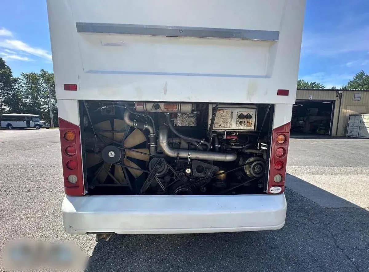 2015 Van Hool CX45 Coach Bus - Image 9
