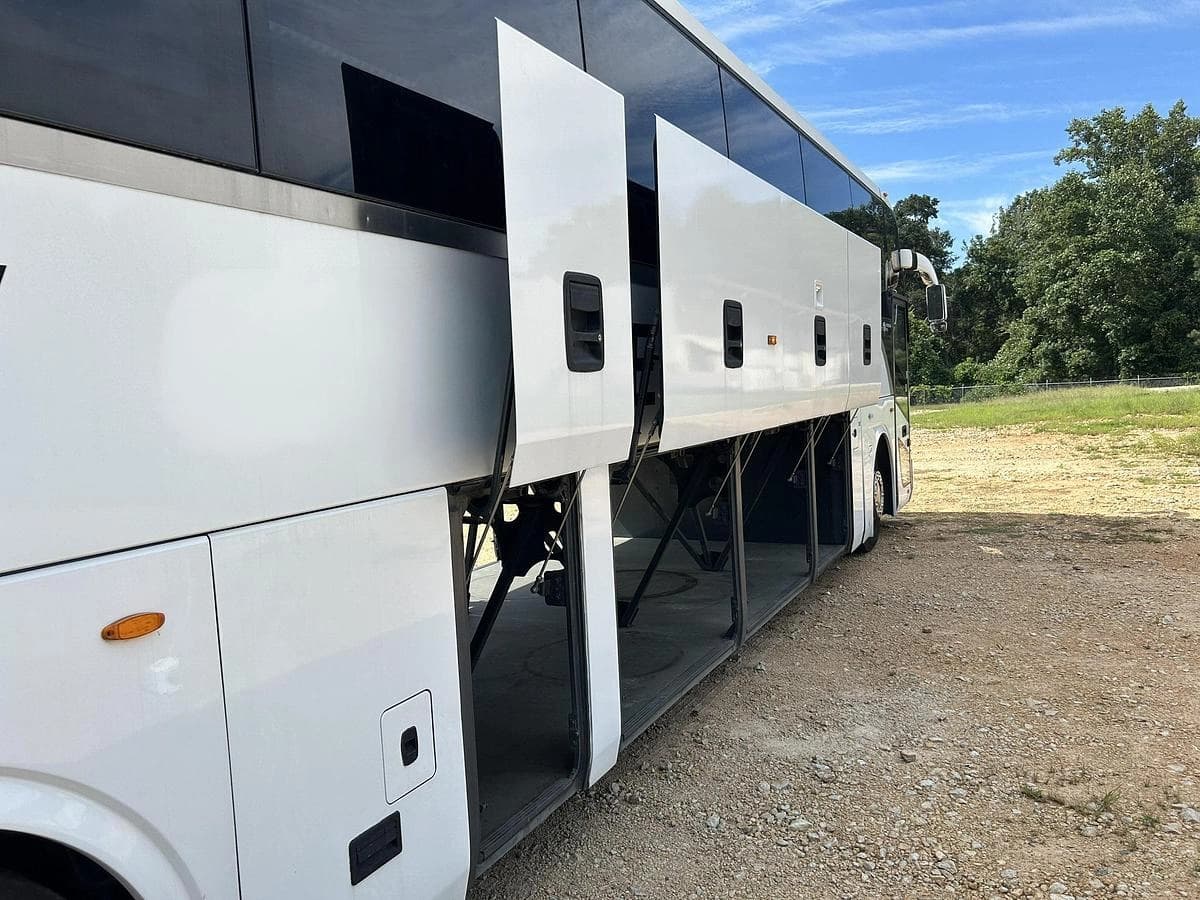 2017 Temsa TS45 Coach Bus - Image 20