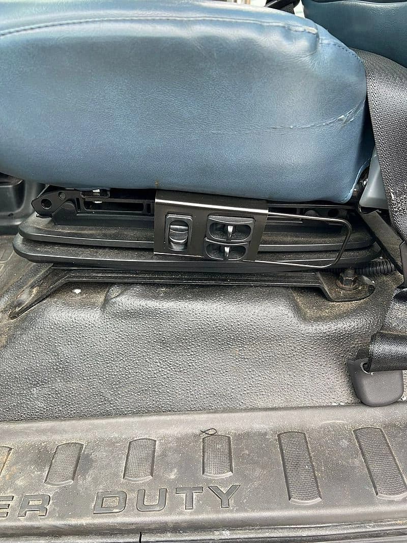 2013 Ford F650 Shuttle Bus - Image 25