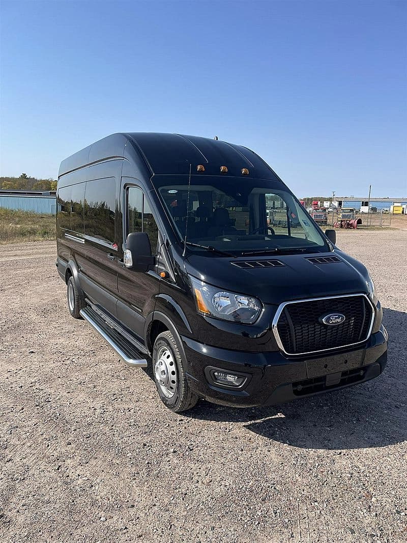 2024 Diamond Nugget 350 HD Ford ADA Passenger Van - Image 2