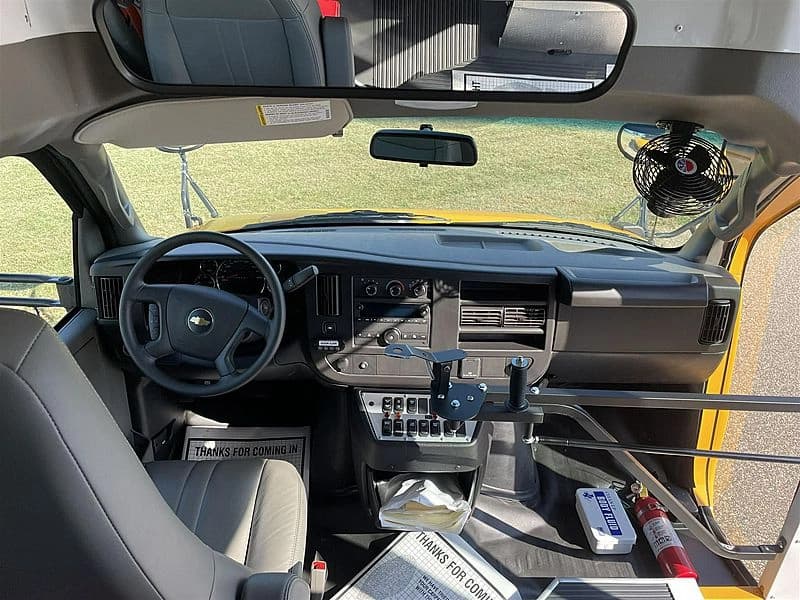 2024 Chevy 6.6l L8T gas Shuttle Bus - Image 6