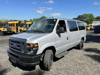 2013 Ford E350 bus