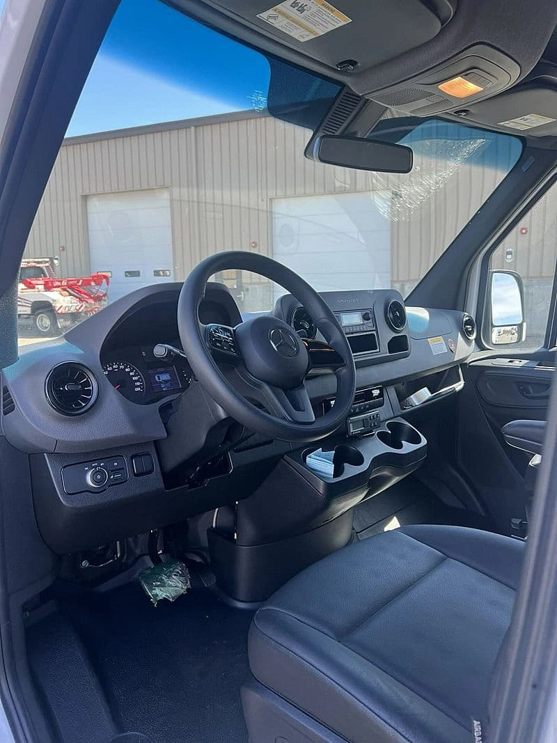 2023 Mercedes Sprinter Van - Image 4