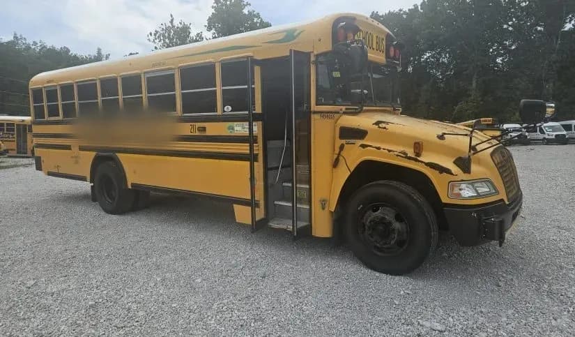 2016 Blue Bird Vision School Bus - Image 1