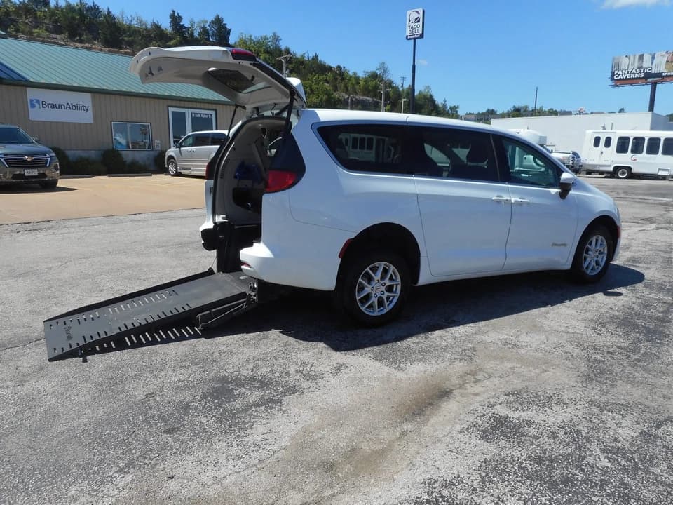 2023 Chrysler Rear Entry Cutaway - Image 3