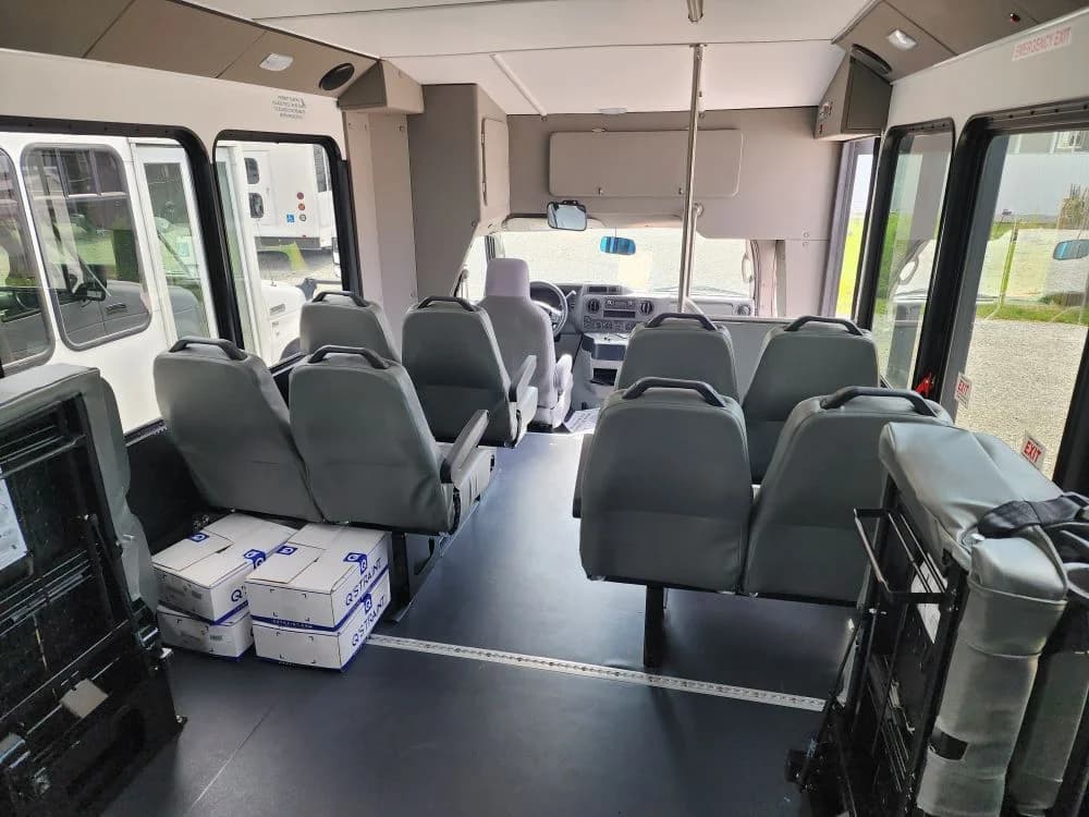 2023 Ford E350 - Image 2