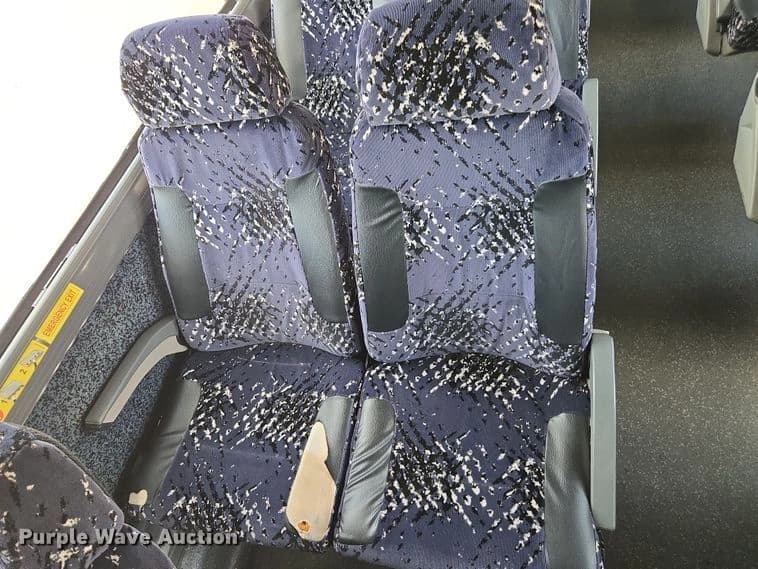 1999 Motor Coach Industries coach bus Coach - Image 56