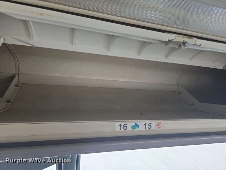 1999 Motor Coach Industries coach bus Coach - Image 69