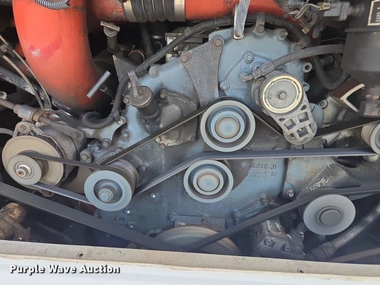 1999 Motor Coach Industries coach bus Coach - Image 76