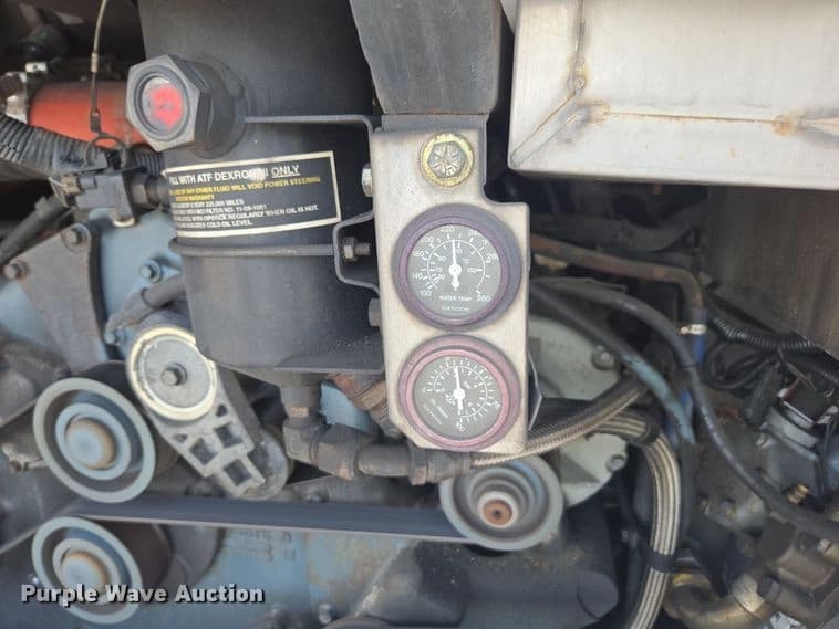 1999 Motor Coach Industries coach bus Coach - Image 82