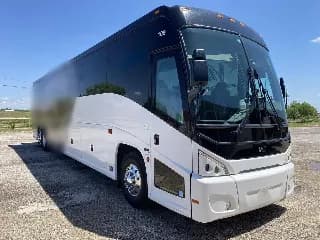 2015 MCI J4500 bus