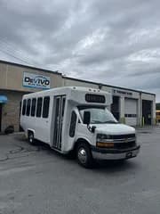 2024 Diamond Coach VIP 2200 bus