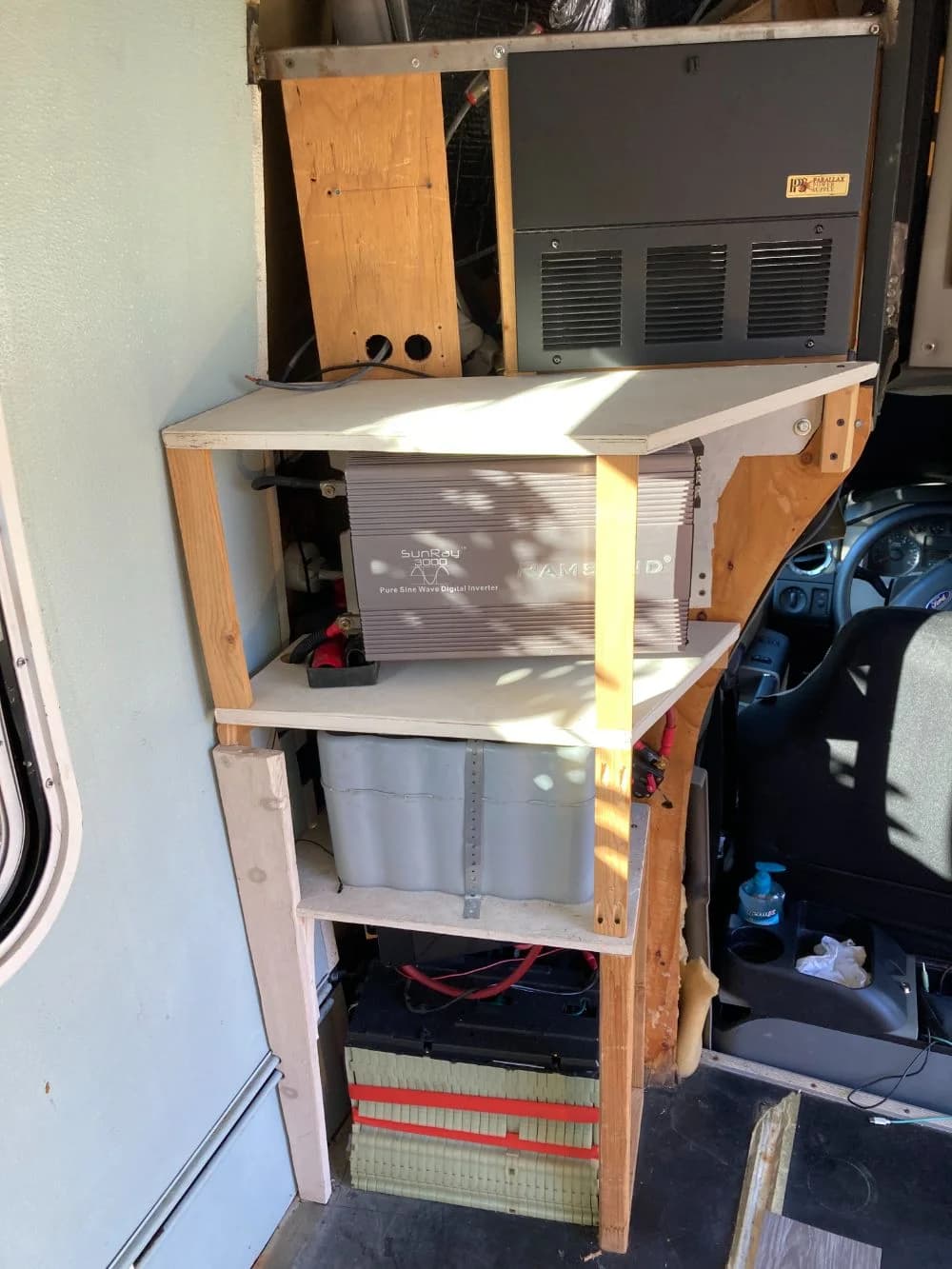 2010 Ford F550 Odyssey XL - Image 12