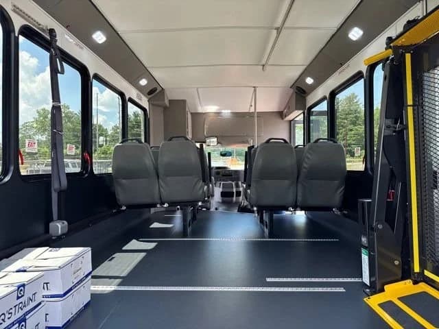 2023 Ford E350 ADA Shuttle Bus - Image 4