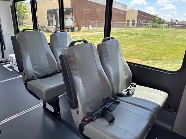 2023 Ford E350 ADA Shuttle Bus - Image 6