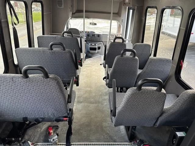 2017 Ford E-Series Cutaway ADA Shuttle Bus - Image 20
