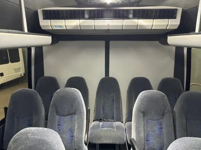 2016 Ford F-650 Super Duty Shuttle Bus - Image 27