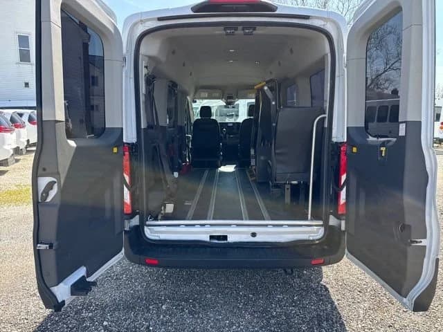 2021 Ford Transit Passenger Wagon - Image 14