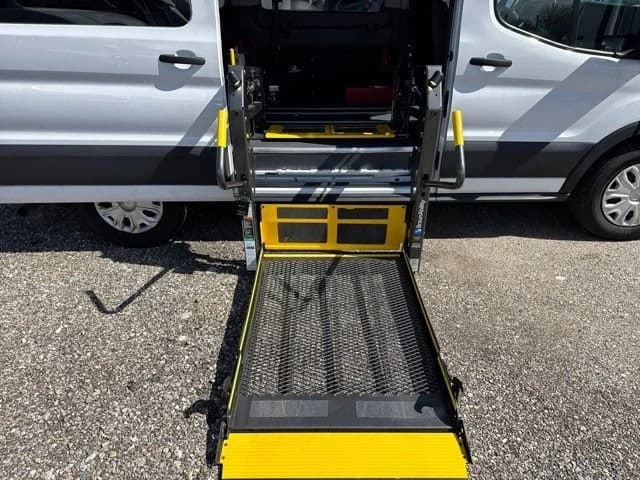 2021 Ford Transit Passenger Wagon - Image 6