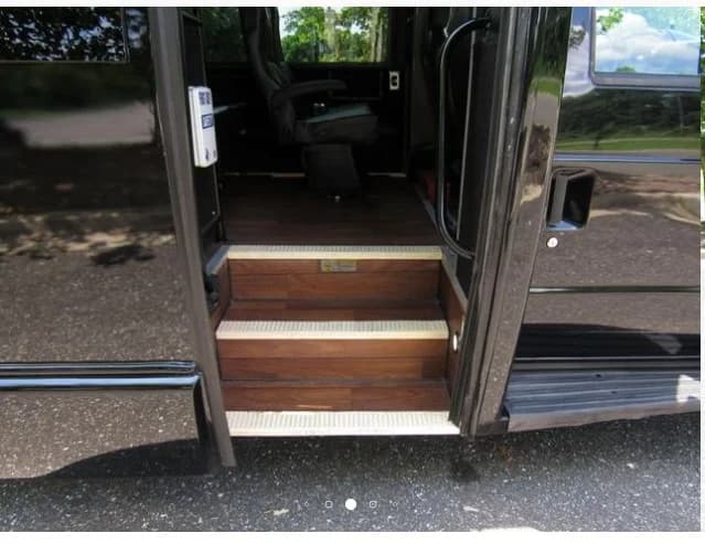 2015 Ford E-450 Krystal KK28 Exec - Image 6
