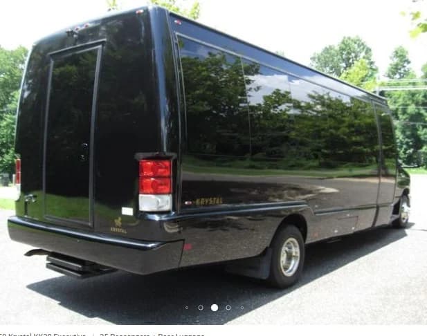 2015 Ford E-450 Krystal KK28 Exec - Image 3