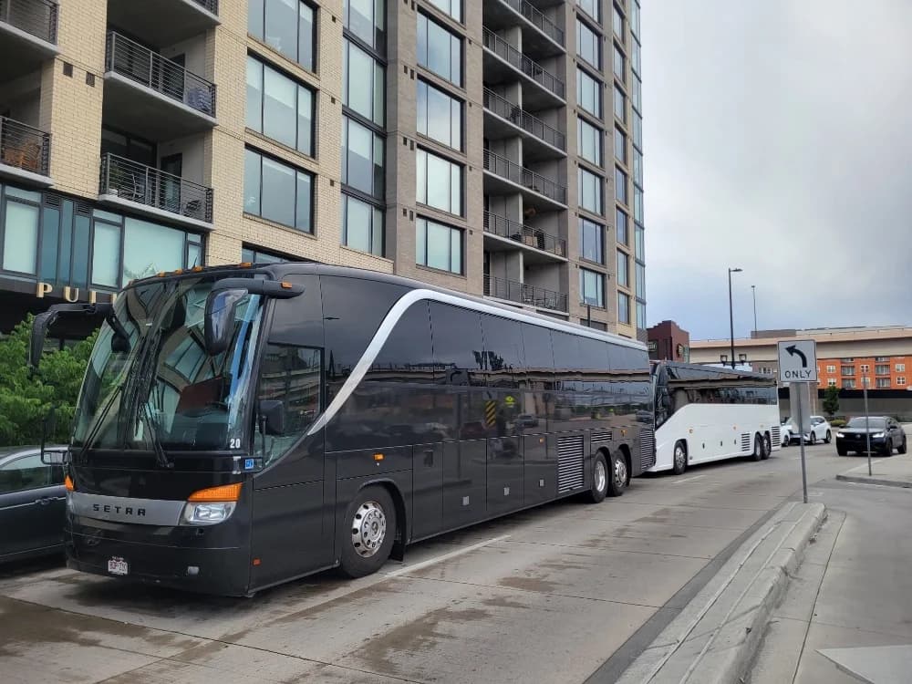 2010 Mercdes Setra - Image 2