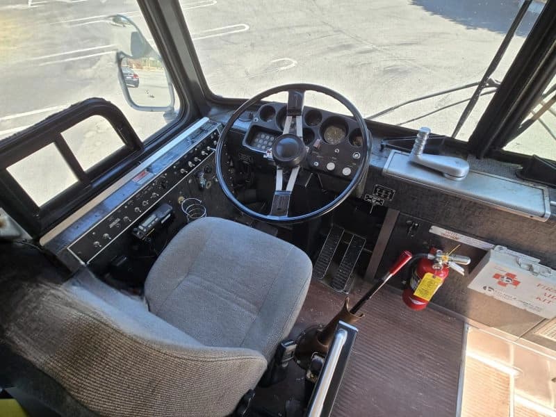 1982 MCI MCI 9 Motor Coaches - Image 15