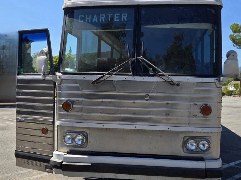 1982 MCI MCI 9 Motor Coaches - Image 4