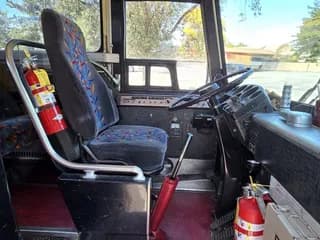 1984 MCI MCI 9 bus