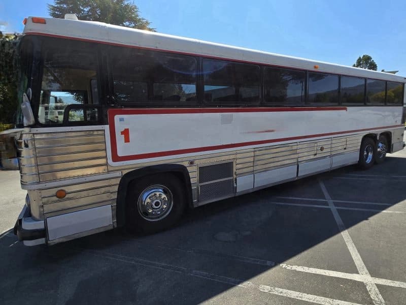 1984 MCI MCI 9 Motor Coaches - Image 17