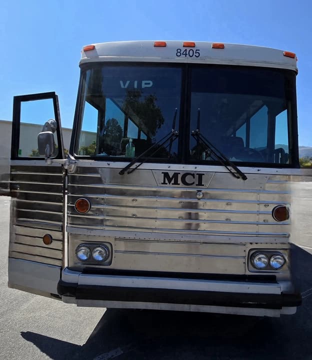 1984 MCI MCI 9 Motor Coaches - Image 18