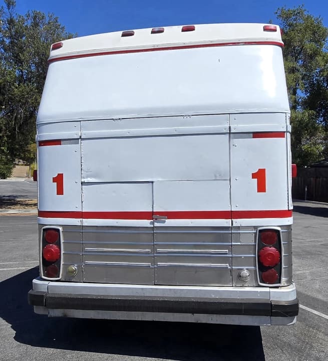 1984 MCI MCI 9 Motor Coaches - Image 20