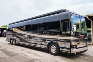 2004 Prevost Marathon XLII bus