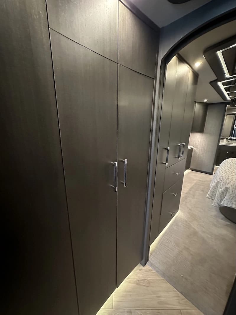 2021 Prevost Millennium H3-45 Motorhome - Image 24
