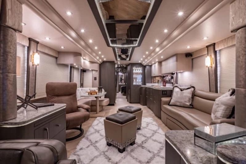2021 Prevost Millennium H3-45 Motorhome - Image 5