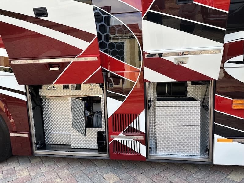 2021 Prevost Millennium H3-45 Motorhome - Image 47
