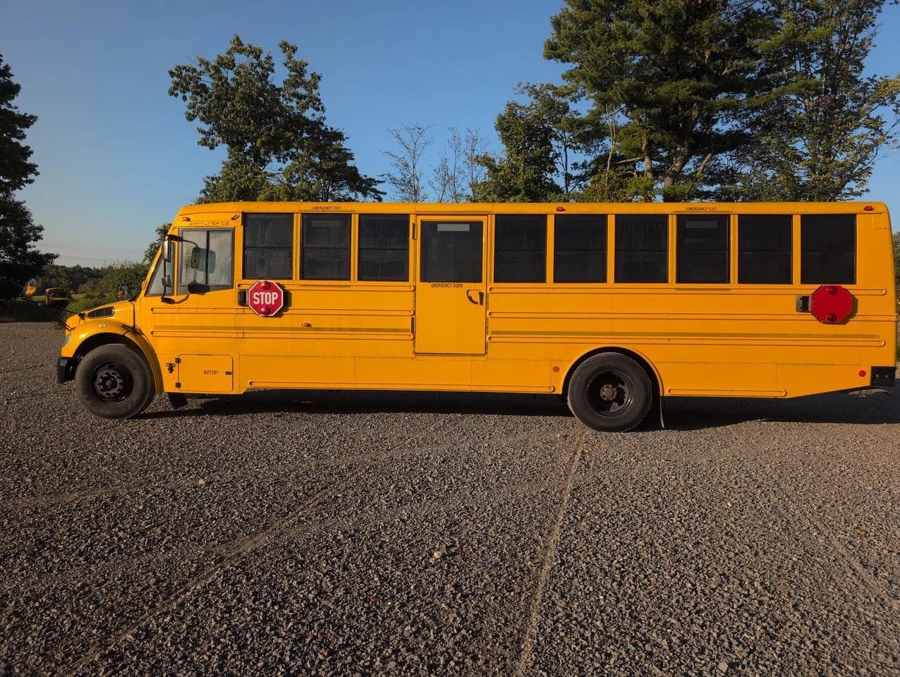 2020 Freightliner Thomas C2 School Bus - Image 2