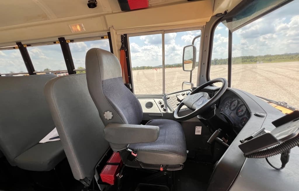 2020 International IC CE School Bus - Image 9
