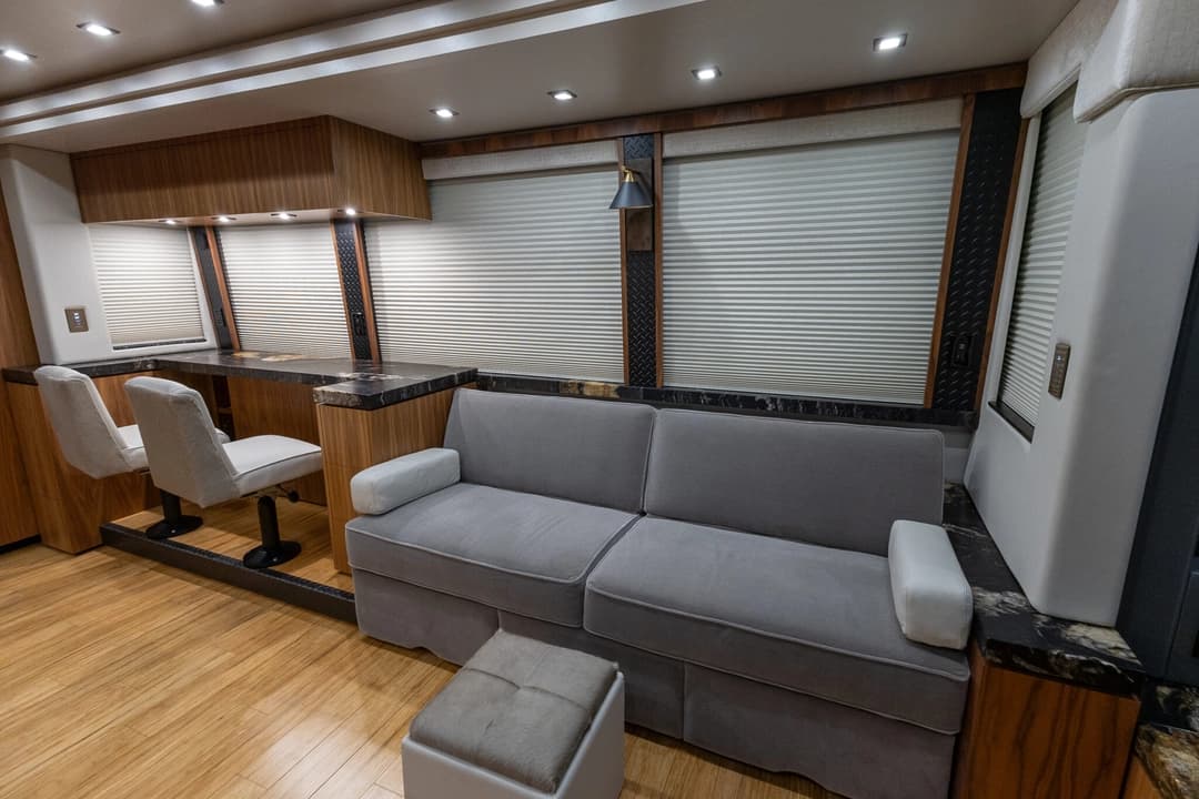 2022 Prevost Millennium X3 Motorhome - Image 12