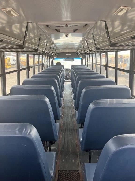 2018 Freightliner Thomas Saf T Liner 2 School Bus - Image 9
