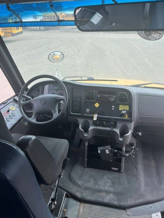 2018 Freightliner Thomas Saf T Liner 2 School Bus - Image 10