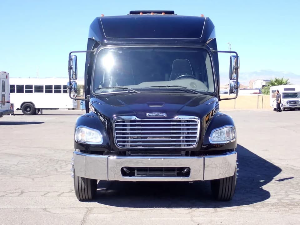 2018 Grech Motors GM40 Shuttle Bus - Image 2