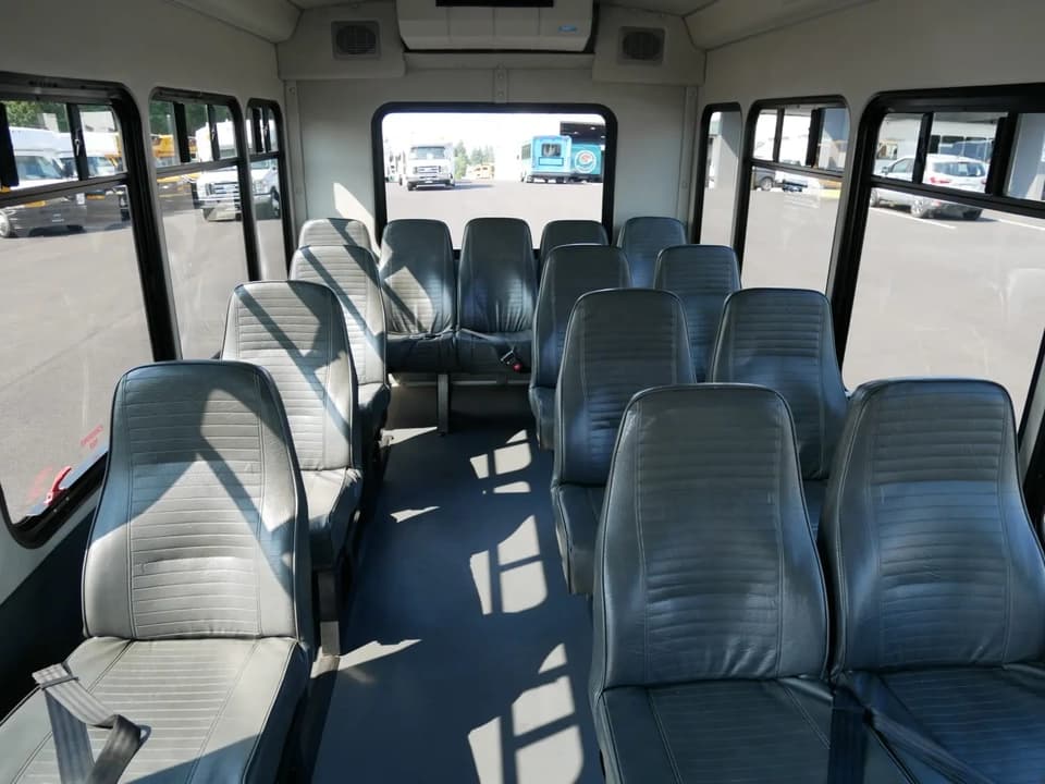 2019 Ford Transit 350 Starcraft Shuttle Bus - Image 6