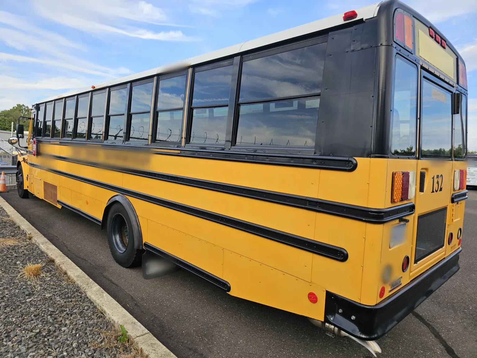 2016 Thomas Saf-T-Liner - Image 3