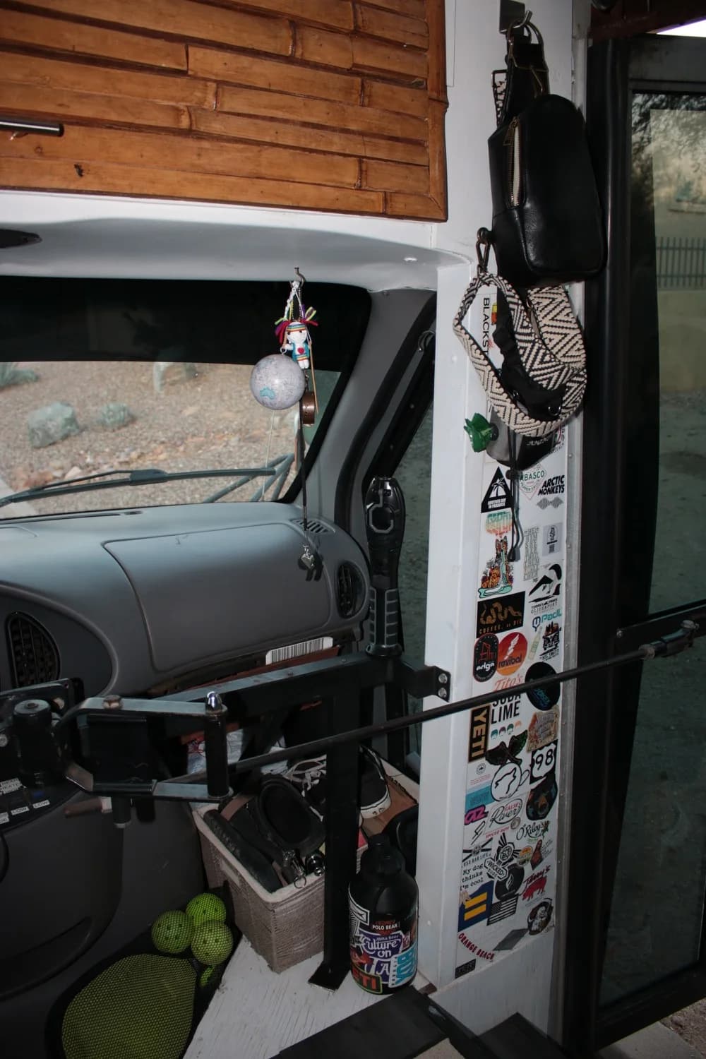 1997 Ford E450 - Image 17